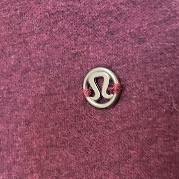 Lululemon Thats A Wrap Women’s Maroon Jacket Size 10 - Picture 7 of 7